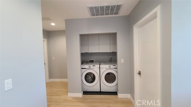 Building Photo - 142 W 84th Pl