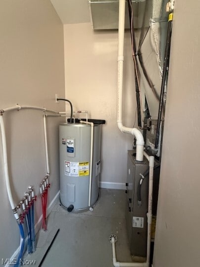 Building Photo - 7071 Township Rd 466