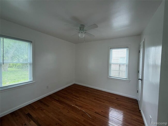 Building Photo - 26985 Andover St