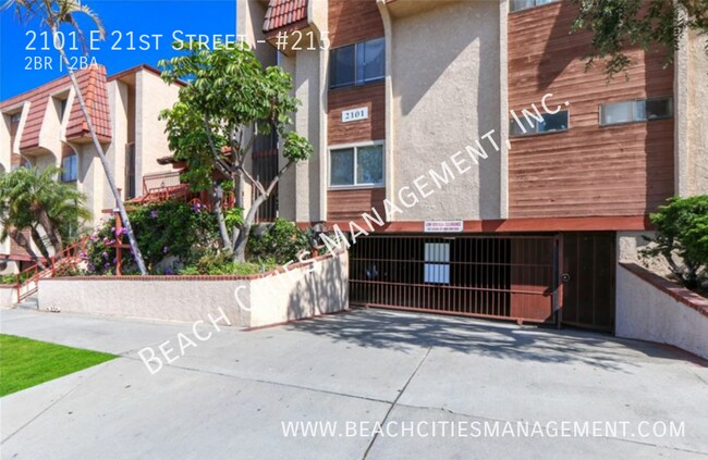 Building Photo - 2101 E 21st St