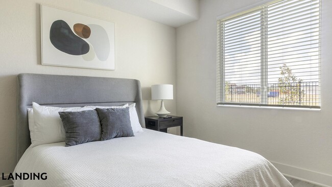 Building Photo - 9650 52nd Ave E