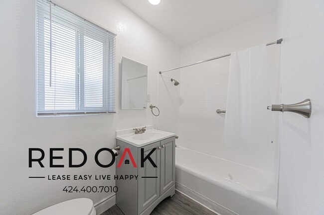 Building Photo - 8444 Stewart and Gray Rd