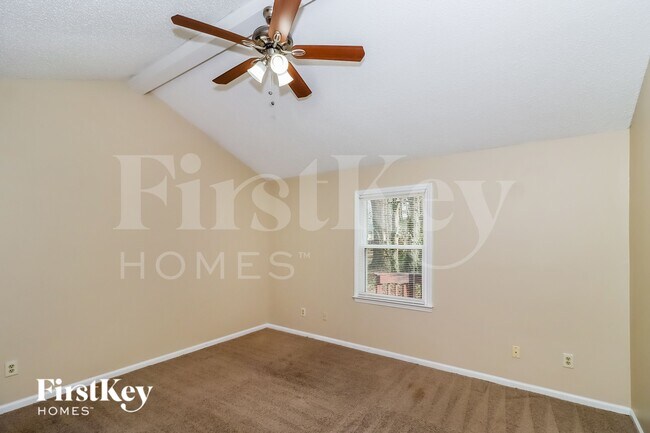Building Photo - 5722 Lambrook Ct