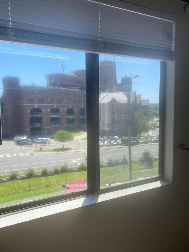 Building Photo - 1/1 Overlooking Doak Campbell Stadium @ Se...