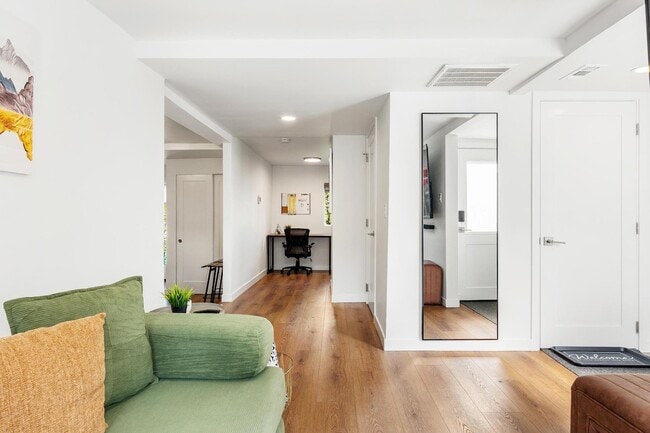 Building Photo - 450 SW 154th St