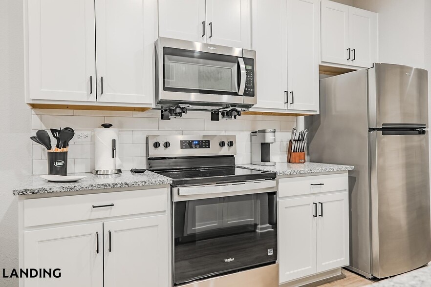 Building Photo - 1650 Harris Hill Rd