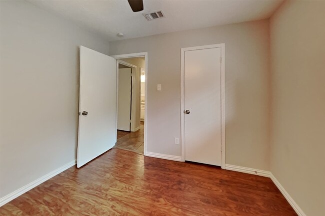 Building Photo - 21411 Golden Dove Dr