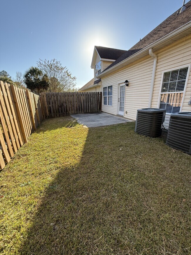 Building Photo - 4304 E Barcelona Way