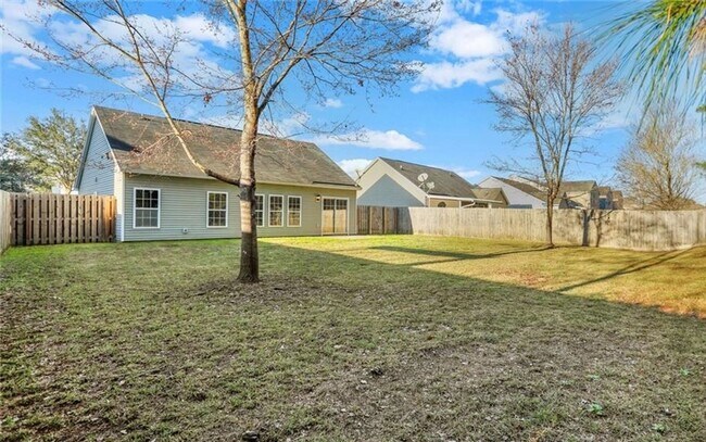 Building Photo - 3 Bed/2 Bath Home in Hamilton Grove at Savannah Quarters