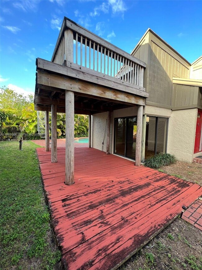 Building Photo - 7512 SW 95th Pl