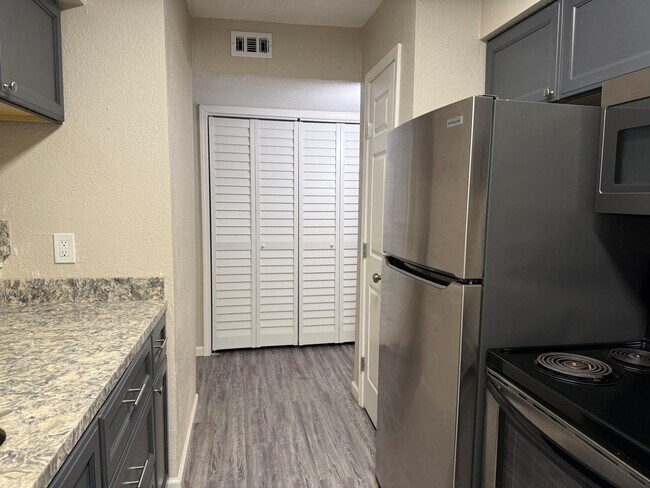 Building Photo - 16303 Lyons School Rd