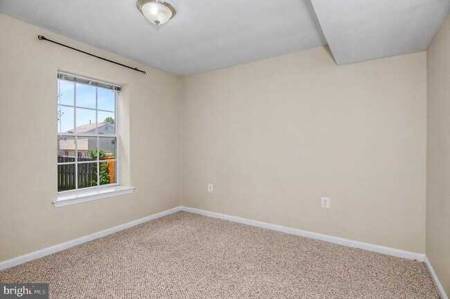 Building Photo - 14126 Rockinghorse Dr