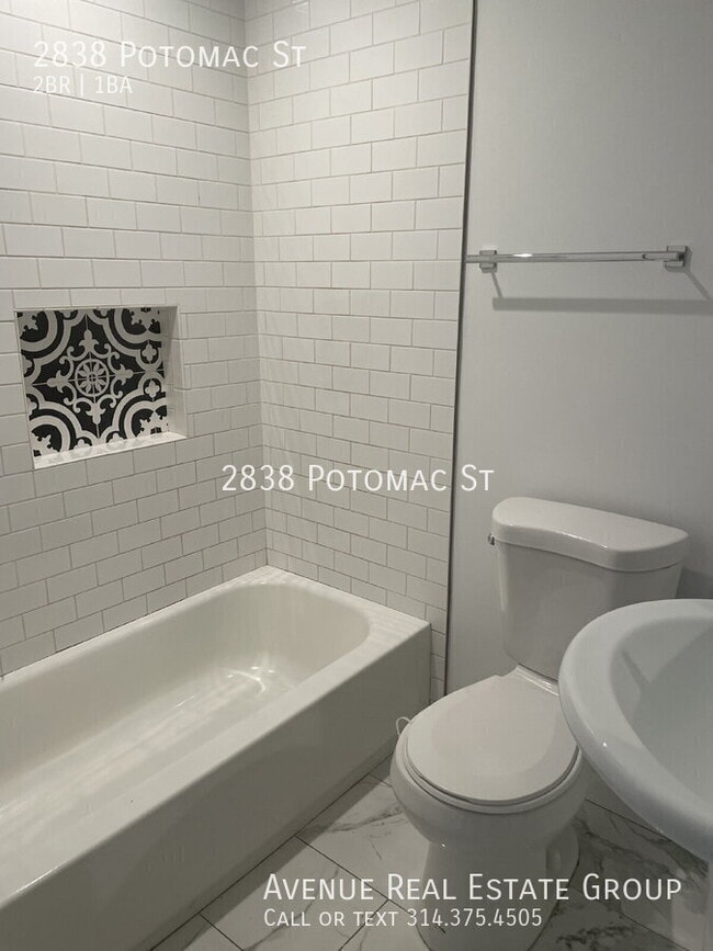 Building Photo - 2838 Potomac St