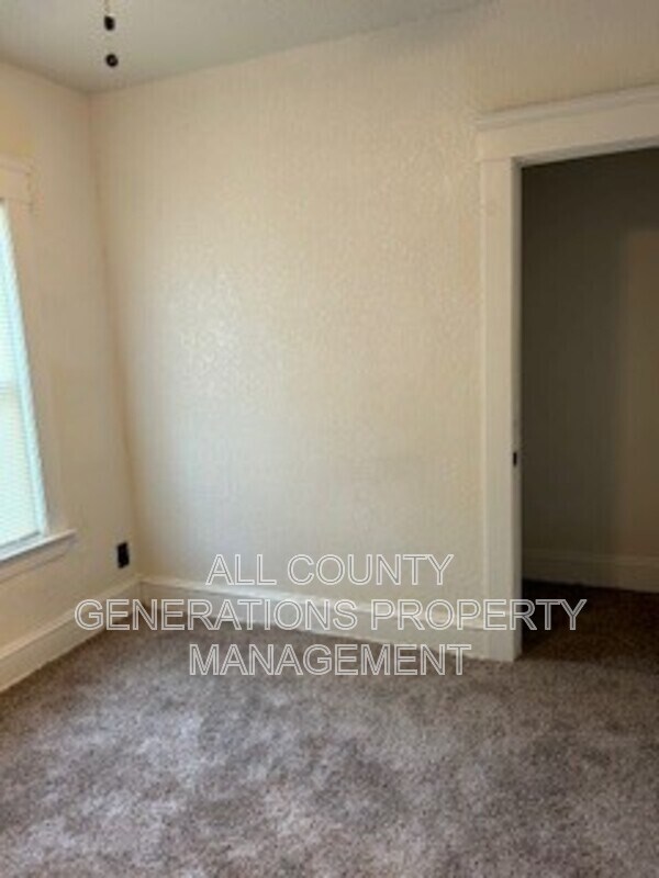 Building Photo - 9705 Orleans Ave