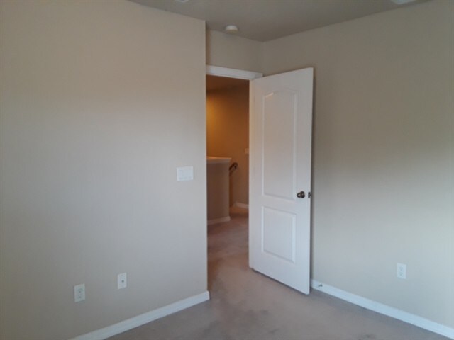 Building Photo - 1025 Windton Oak Dr