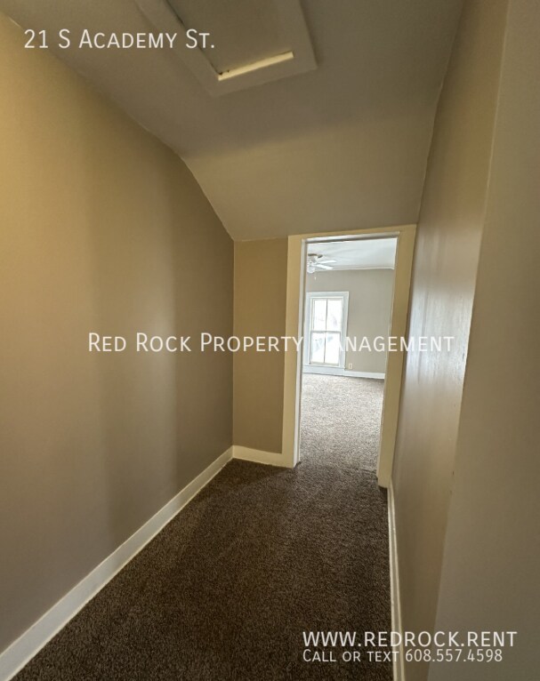 Building Photo - 21 S Academy St