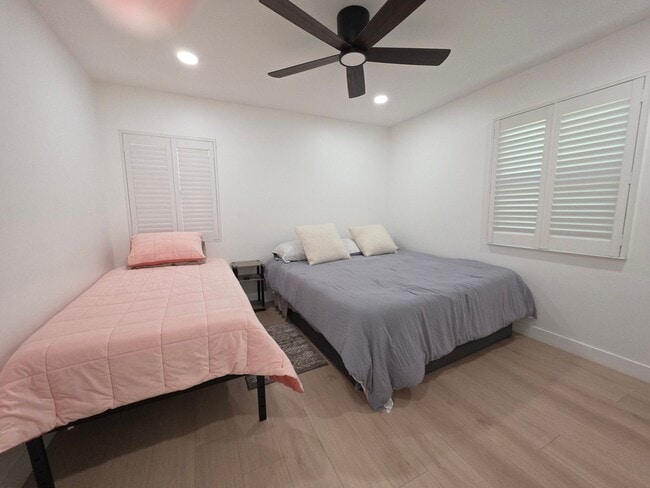 Building Photo - ***Just Reduced*** 5-Bedroom, 2-Bathroom home located in Azusa, CA!