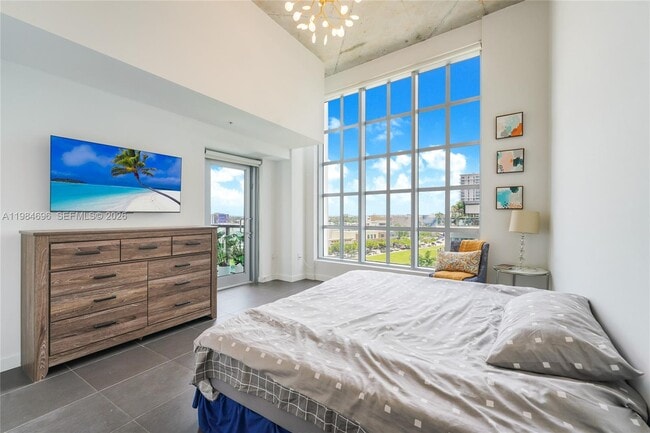 Building Photo - 3301 NE 1st Ave