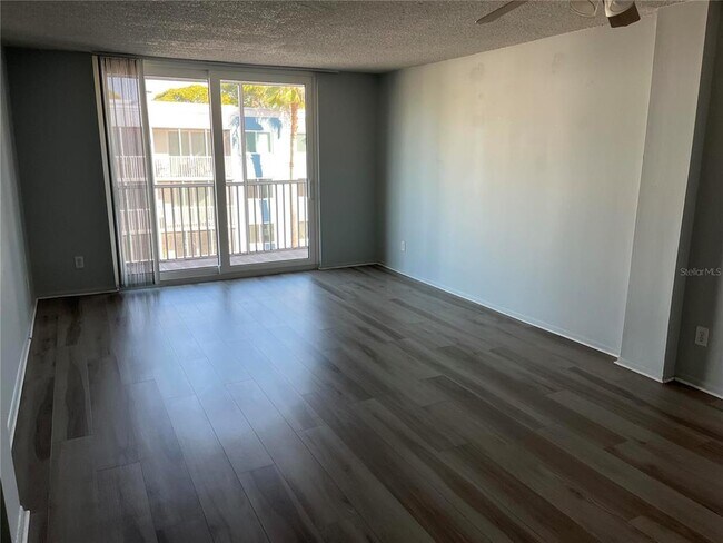 Building Photo - 2760 Coconut Bay Ln