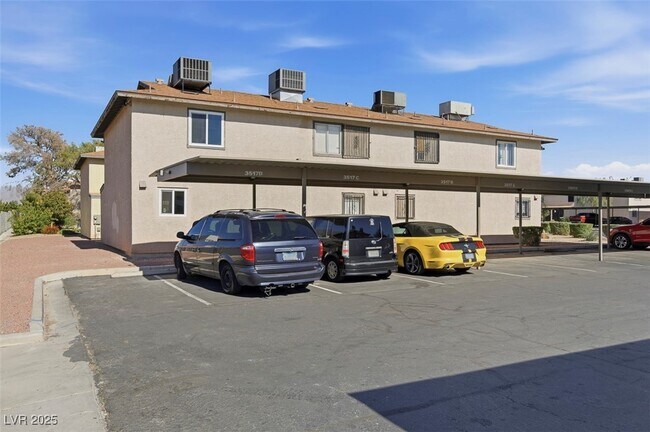 Building Photo - 3517 Rio Robles Dr