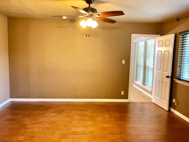 Building Photo - 4910 Babson St