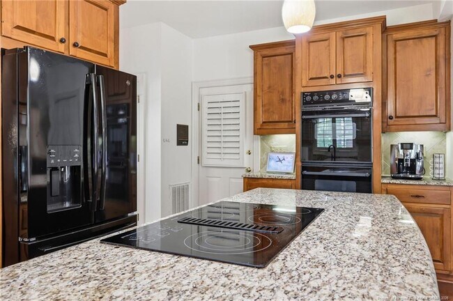 Building Photo - 3525 Prestwick Dr