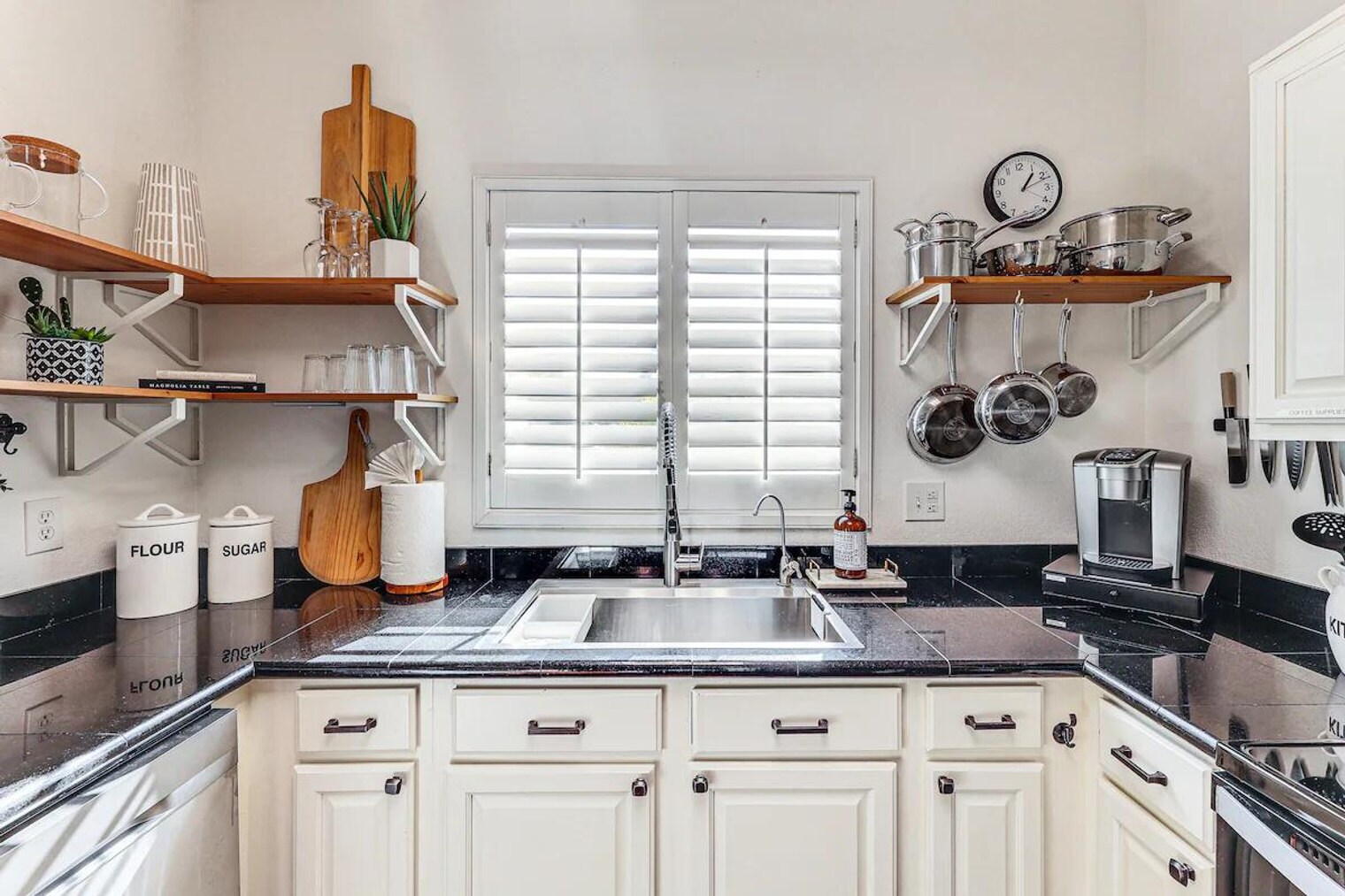 Building Photo - 5335 E Shea Blvd