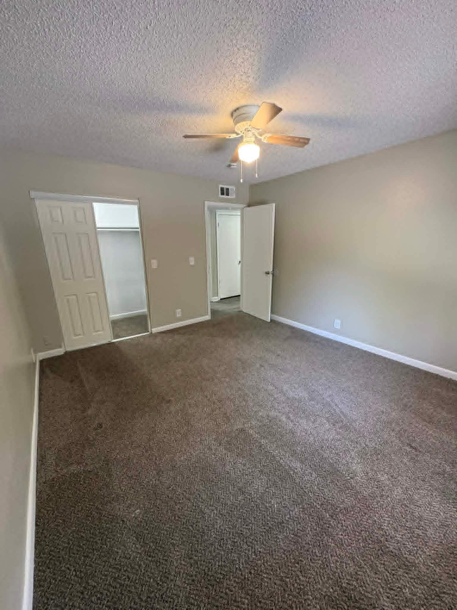 Building Photo - 4601 Packard Dr