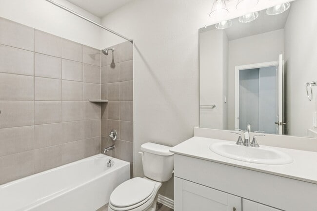 Building Photo - 716 Caraway Dr
