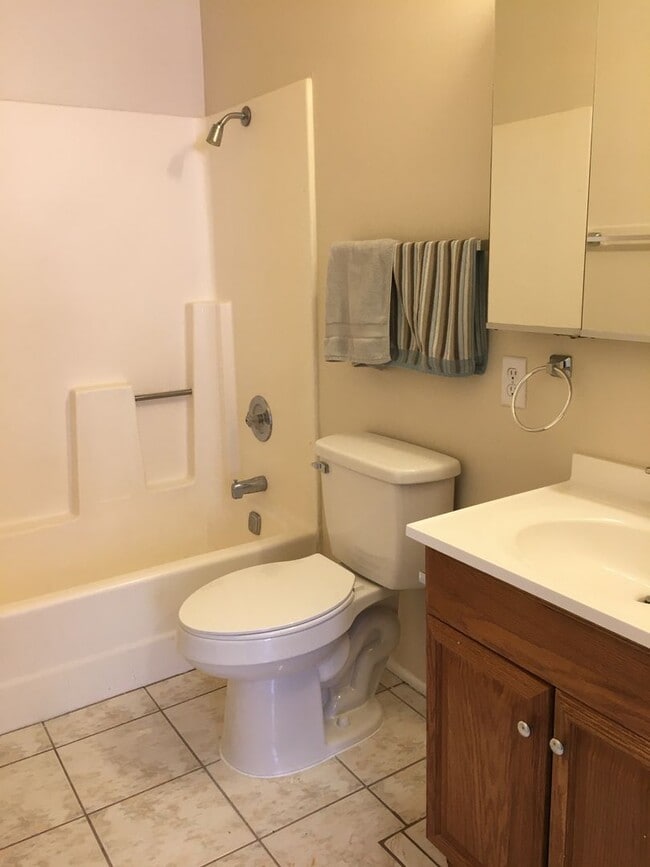 Building Photo - Great Location close to shopping at Durango and Summerlin Parkway