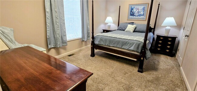 Building Photo - 315 Laurens St