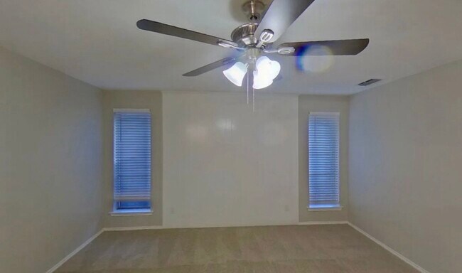 Building Photo - Your Perfect Next Chapter Starts in This 4-Bedroom Home