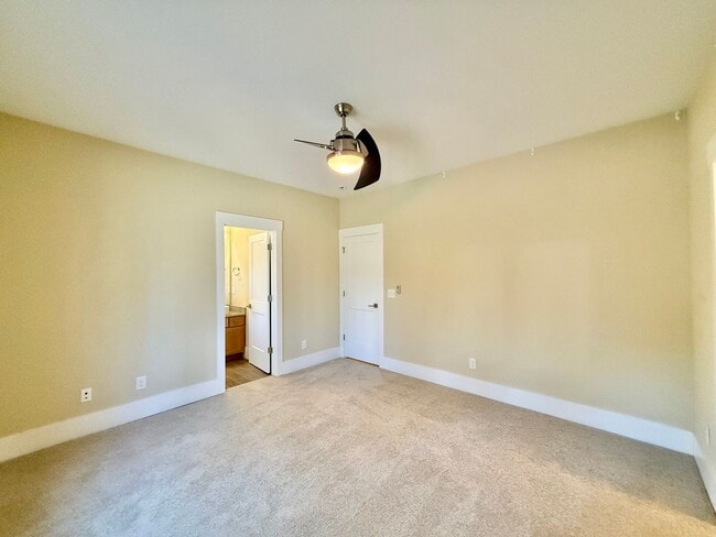 Building Photo - Modern 3BD, 3.5BA Raleigh Home on a Corner Lot with a 2-Car Attached Garage & Private Backyard in...