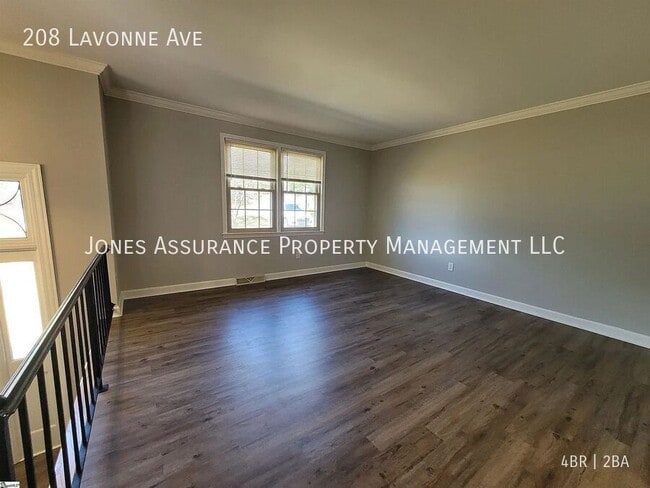 Building Photo - 208 Lavonne Ave