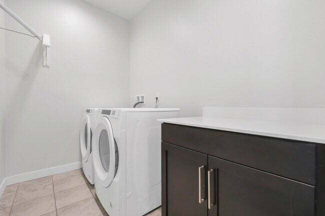 Building Photo - 40632 Firenze Ct