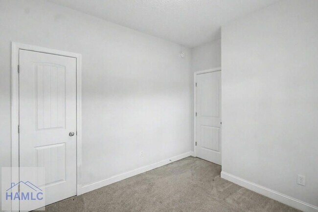 Building Photo - 315 Grayson Ave
