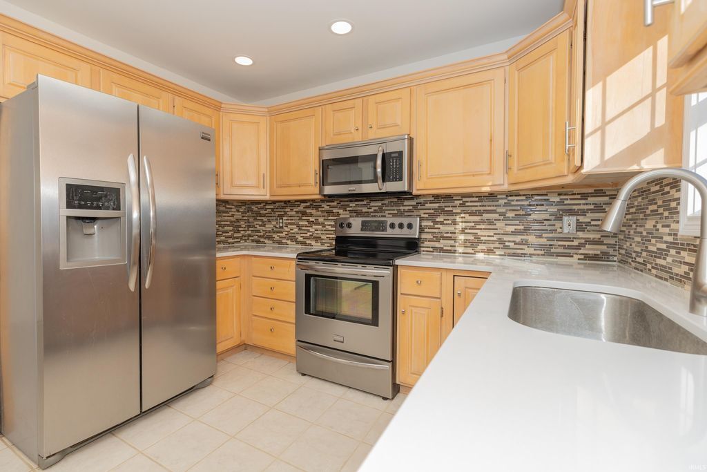 Building Photo - 3466 Eastbrooke Ct