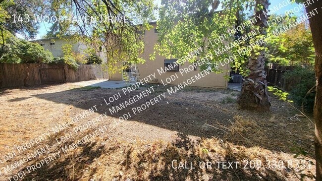 Building Photo - 143 Woodhaven Dr