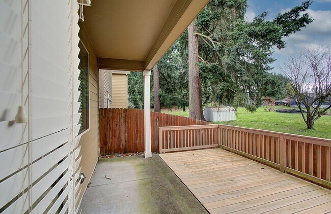 Building Photo - Charming 4 bd 2.5 ba Vancouver Home - Available Now!