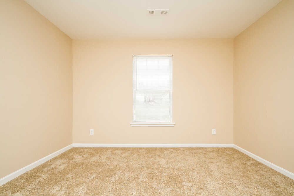 Building Photo - 1549 Bridgecrest Dr
