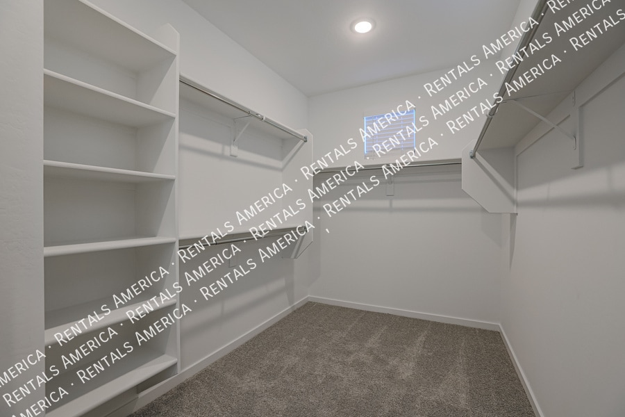 Building Photo - 17717 W Cassia Way