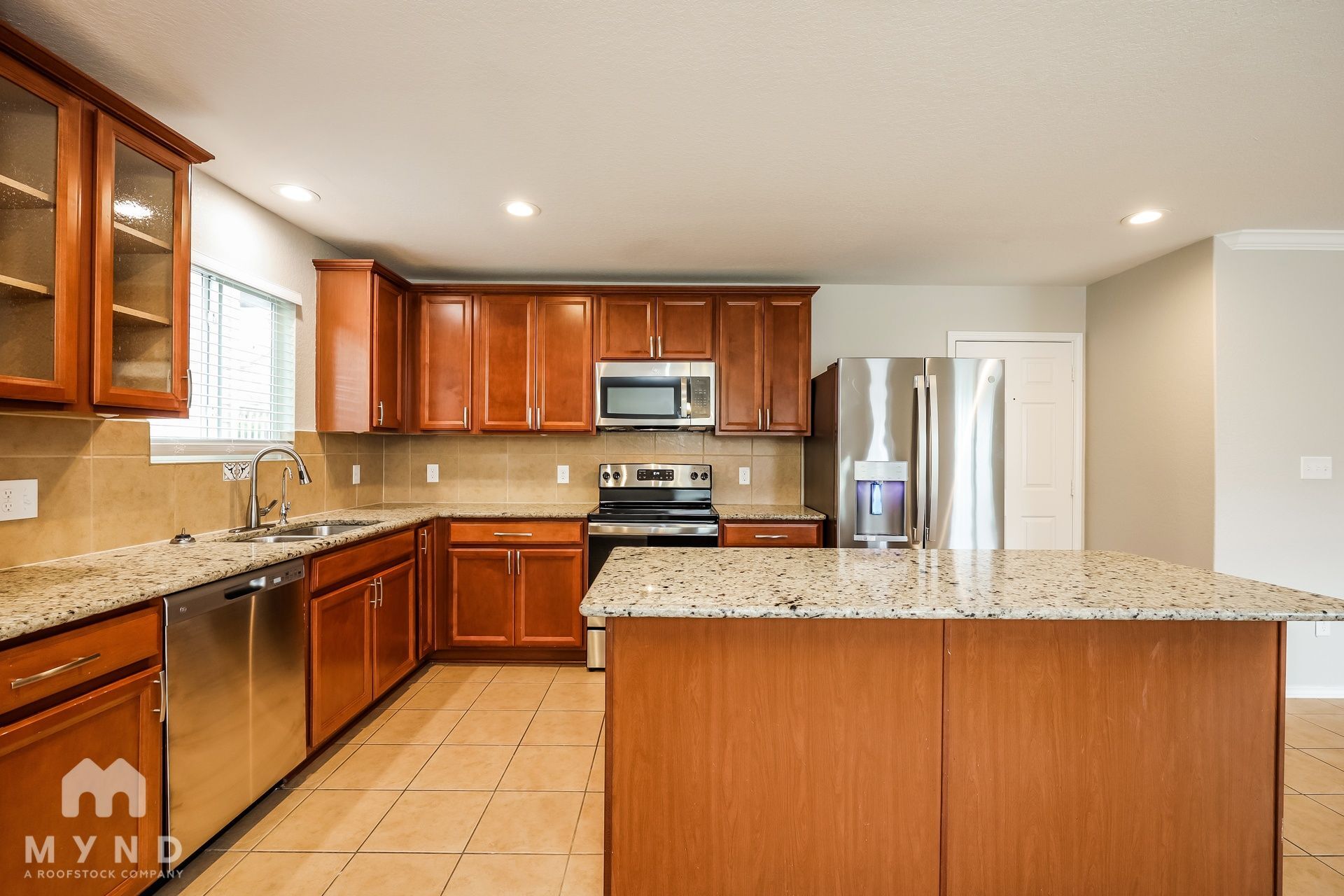 Building Photo - 11331 Fine Design