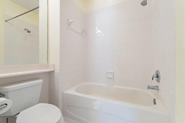 Building Photo - 4526 Illicium Dr