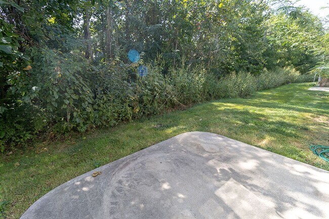 Building Photo - 4700 Dehaven Dr