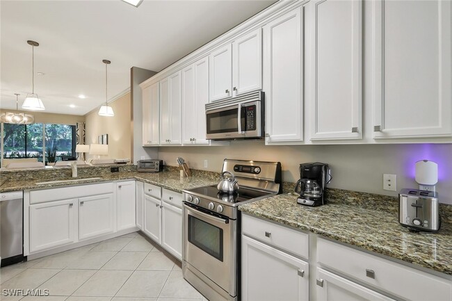 Building Photo - 11091 Corsia Trieste Way