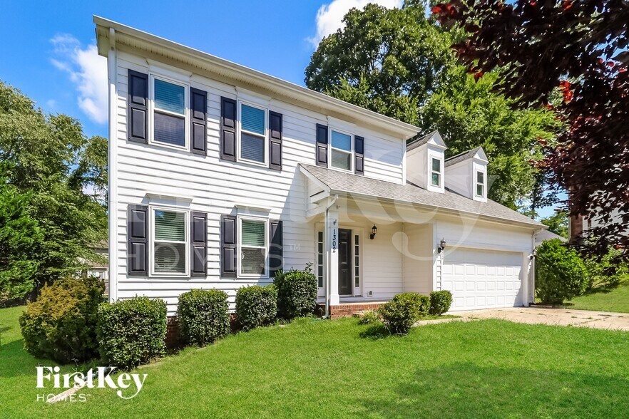 Building Photo - 1302 Sweetgum Ln