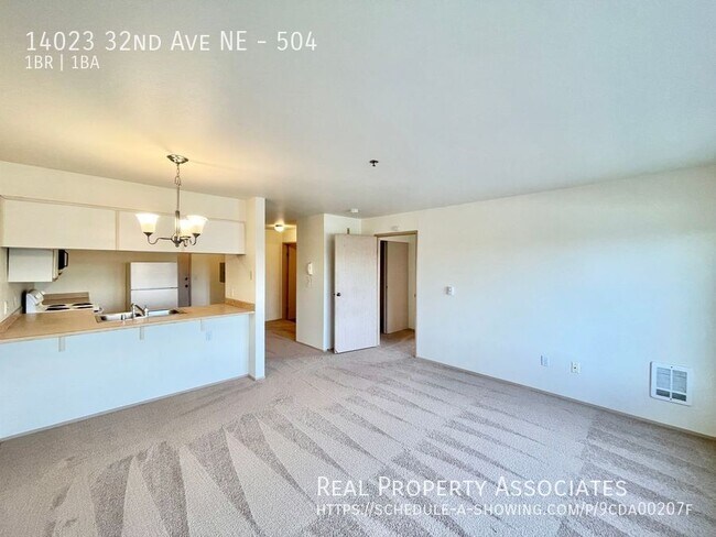 Building Photo - 14023 32nd Ave NE