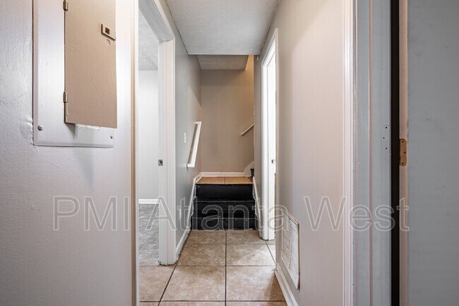 Building Photo - 10266 Stone St NW