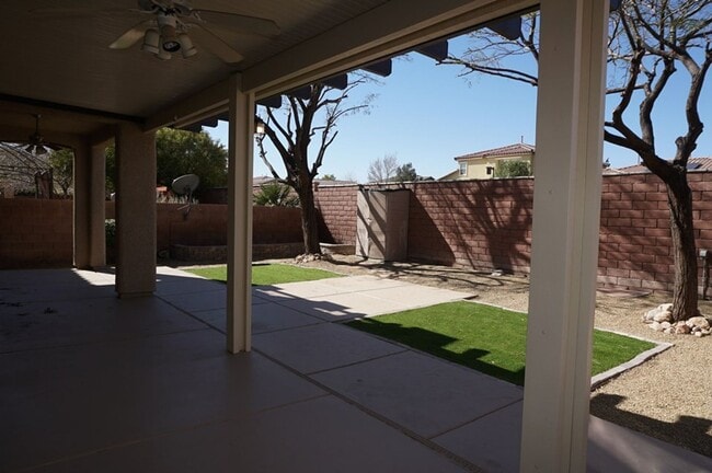 Building Photo - Beautiful Four Bedroom Home in Mountain`s Edge.