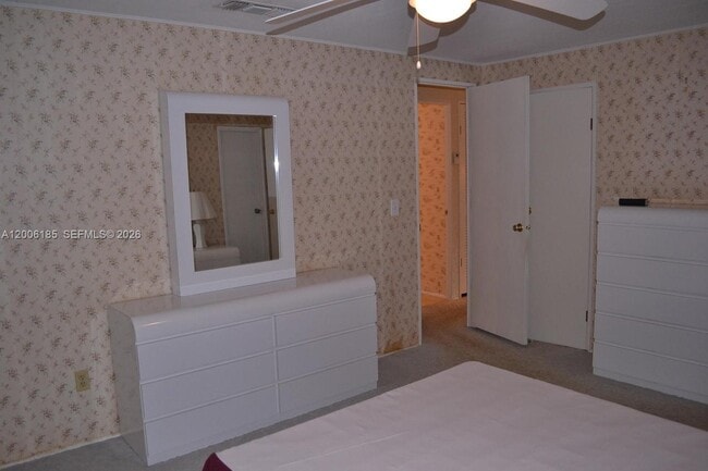 Building Photo - 1620 SW 64th Way